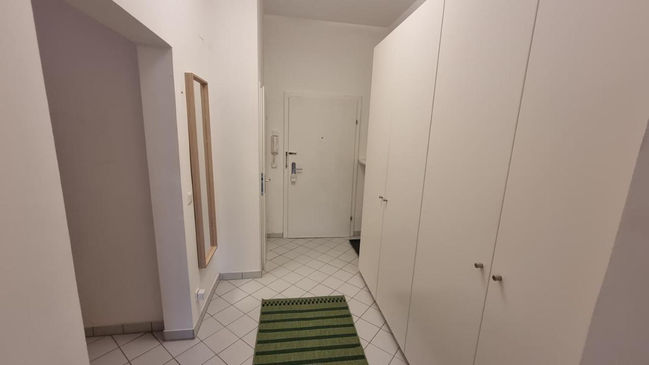 Sunny Apartment Next To Metro 1Br Wien Ngoại thất bức ảnh