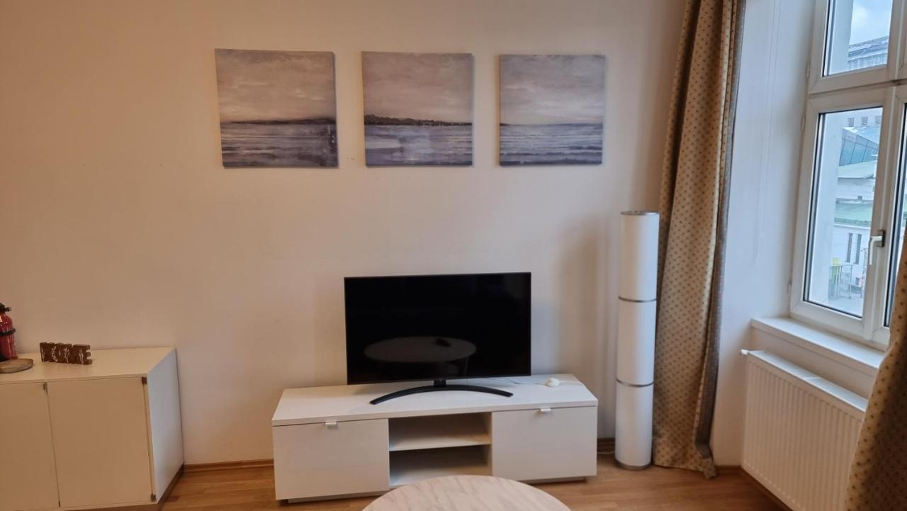Sunny Apartment Next To Metro 1Br Wien Ngoại thất bức ảnh